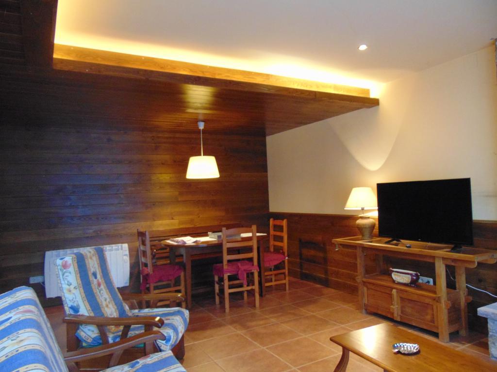 Apartaments Piteus Casa Dionis Apartment Sant Llorenc de Morunys
